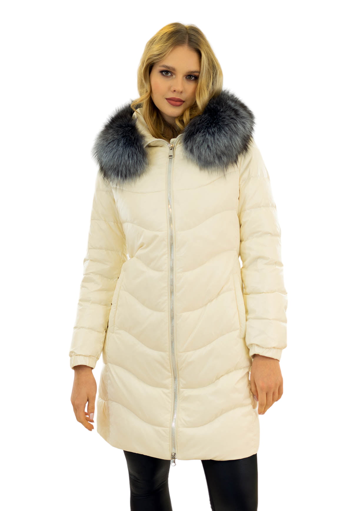 eleganter daunenmantel in beige farbe parka echtpelz silberfuchs