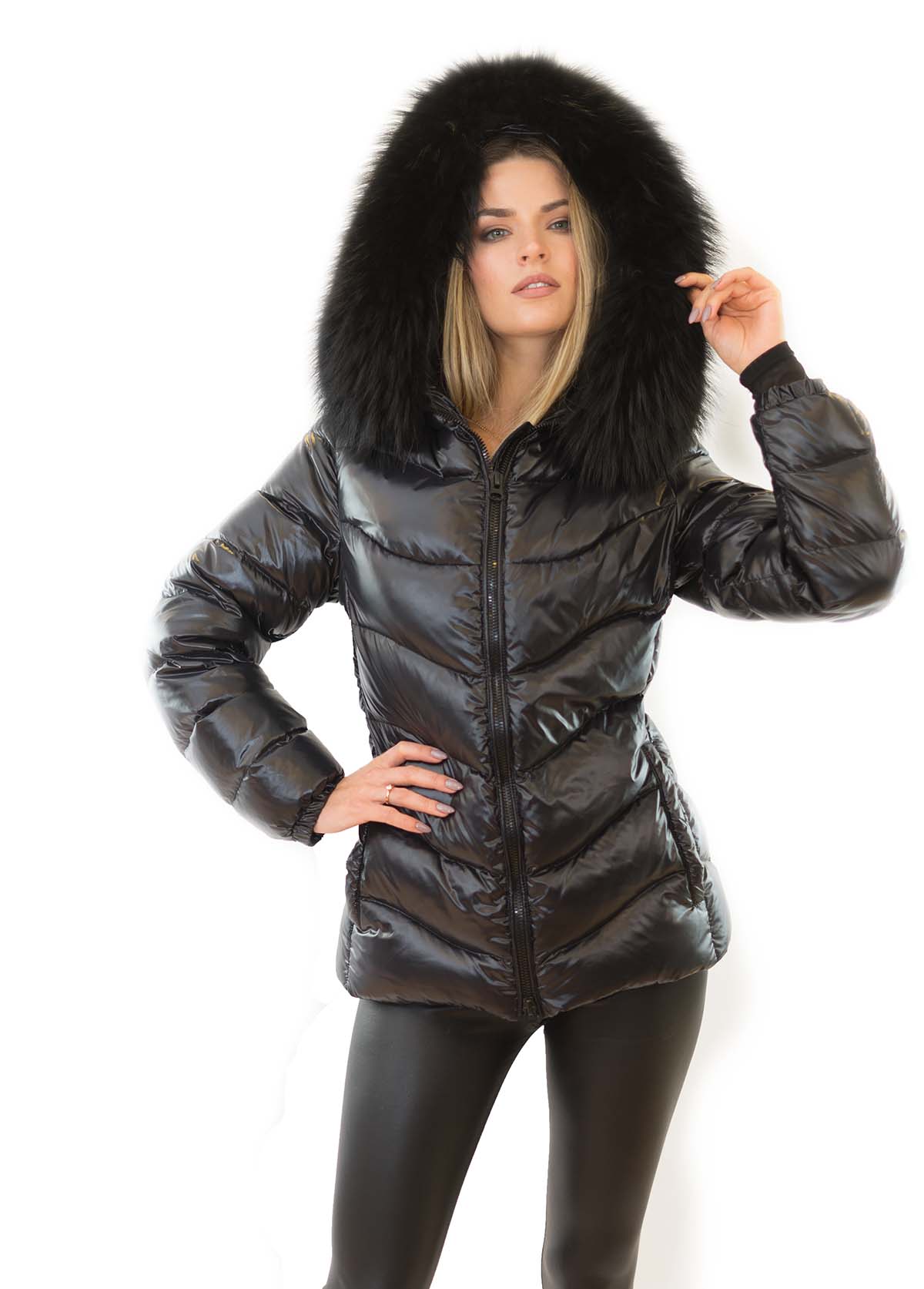 Daunenjacke mit Echtpelz Pufferjacke mit Echtfell Finnraccoon Fellkapuze